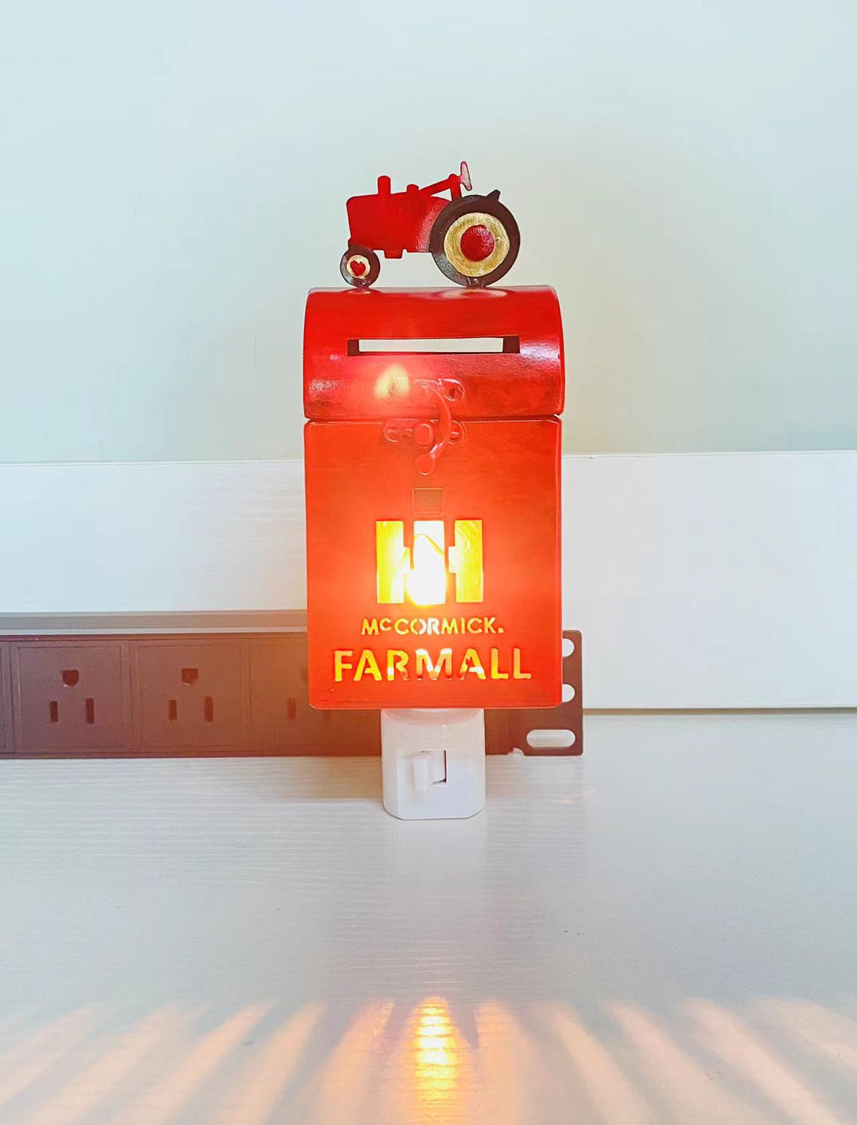 Farmall Model M Tractor Plug-In Wax Warmer